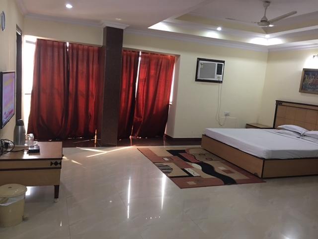 Hotel Sriyash Regency Bhāgalpur Exteriör bild
