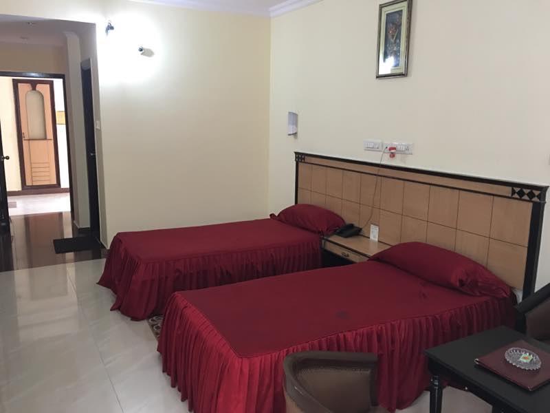 Hotel Sriyash Regency Bhāgalpur Exteriör bild